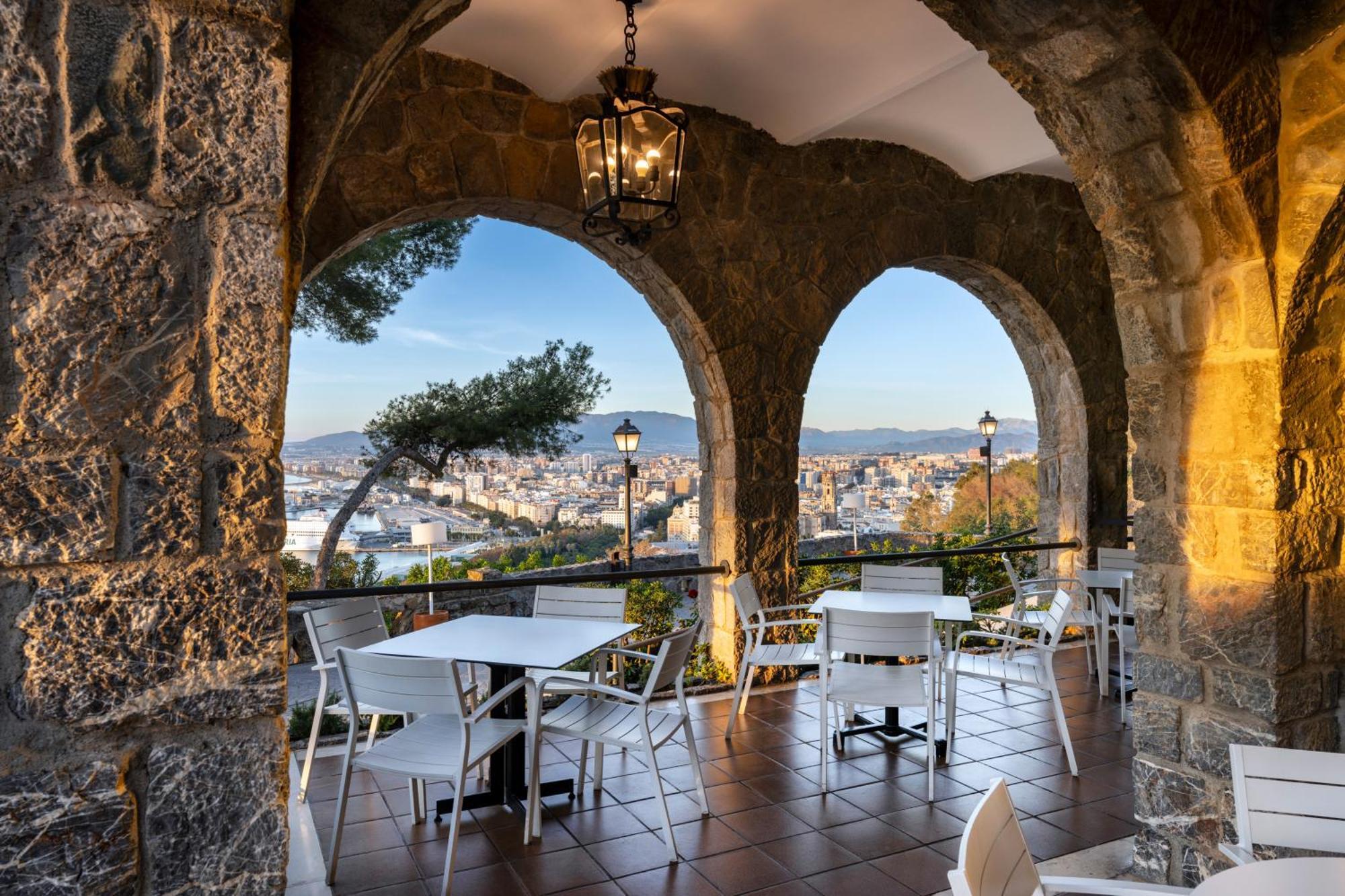 Parador De Malaga Gibralfaro Екстериор снимка
