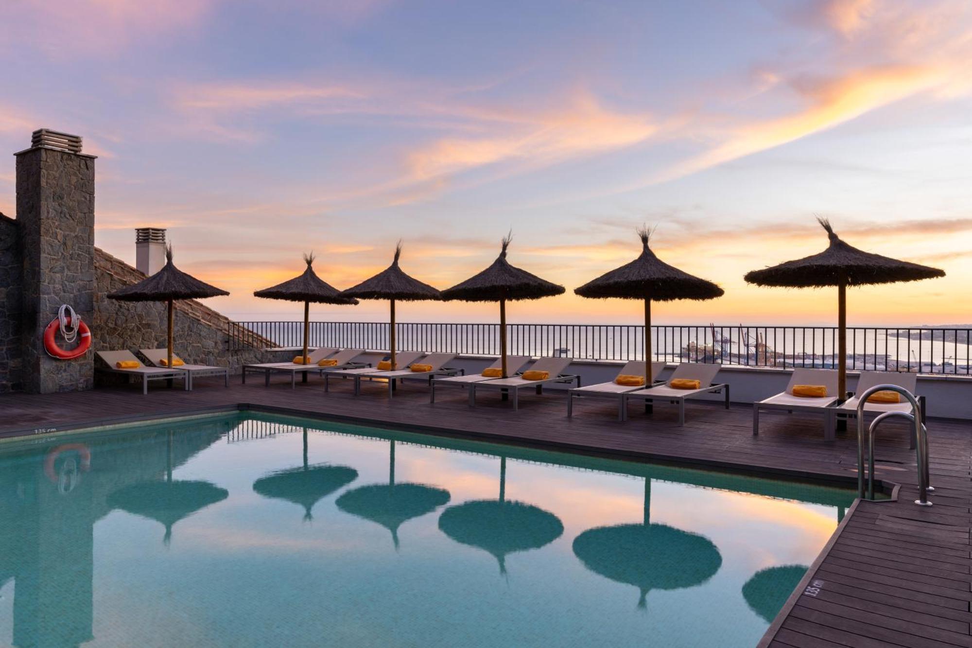 Parador De Malaga Gibralfaro Екстериор снимка